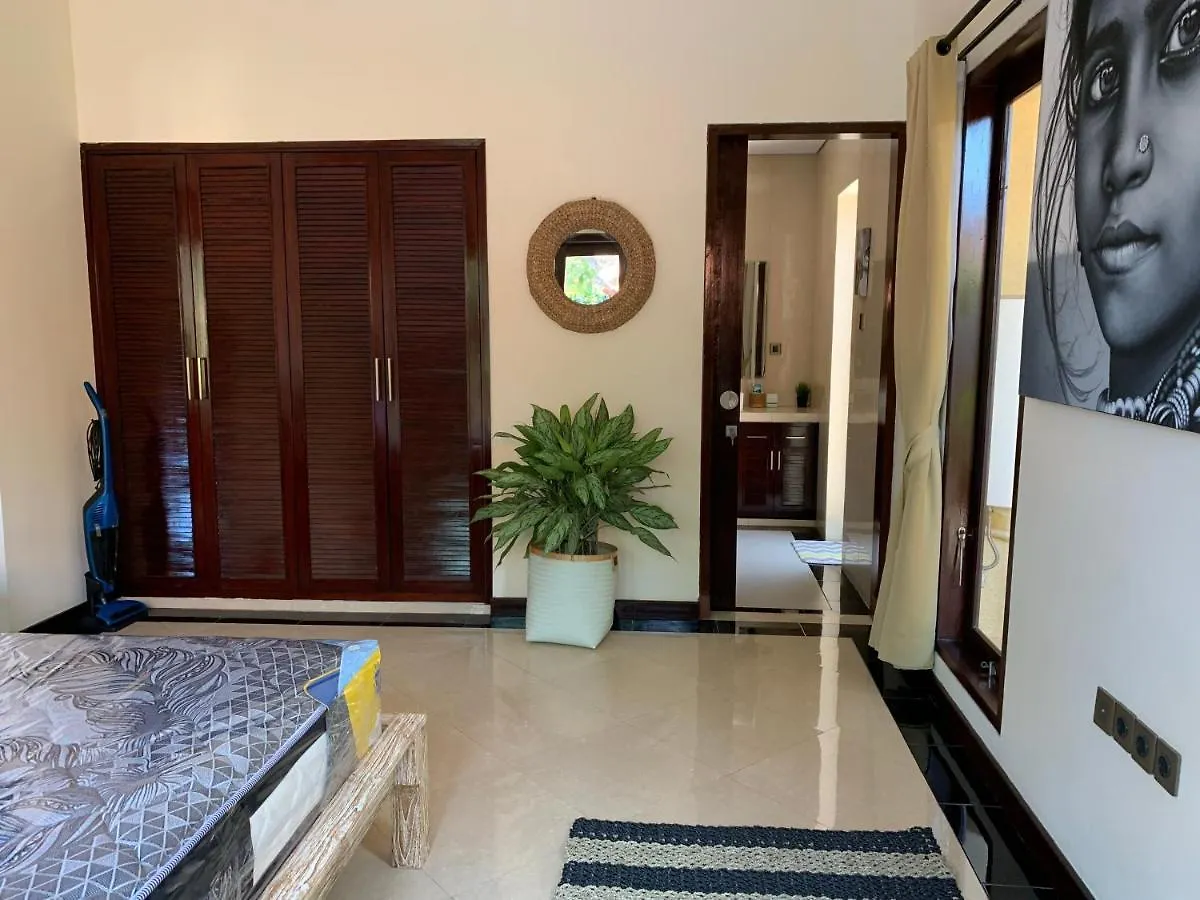 Villa Olga Seminyak 0*,  Endonezya